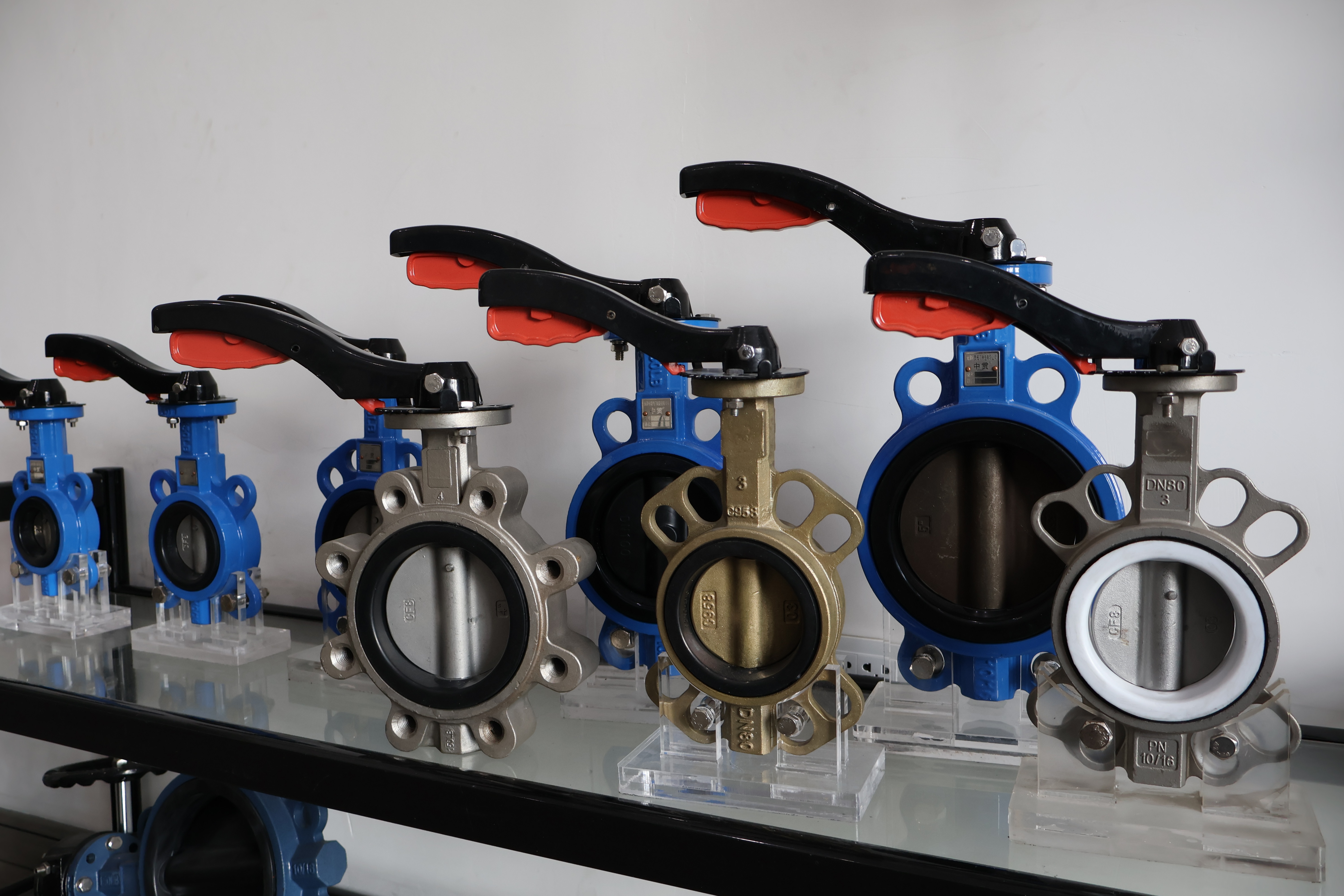 Rzeczy, które musisz wiedzieć kupując zawory: nie marnuj pieniędzy w ciemności!